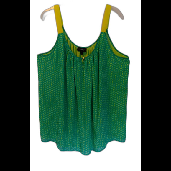 Lane Bryant Women’s Two-Tone Green Sleeveless Keyhole Neckline Tank Top, 22 - Picture 1 of 5